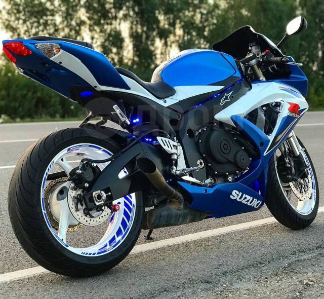 Suzuki GSXR 600 k9