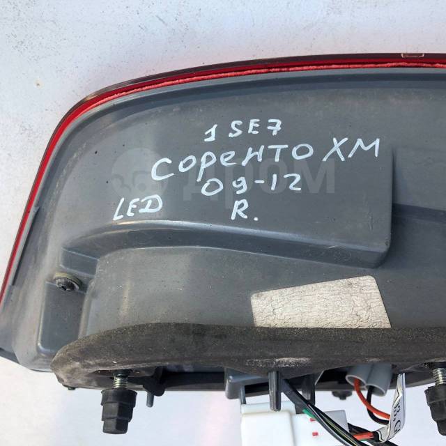 Купить Фонарь в крышку багажника правый LED Киа Соренто 2 Kia Sorento ...