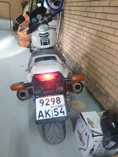 Honda X4. 1 300. ., , ,   