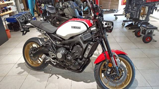 Yamaha XSR900. 850. ., , ,   