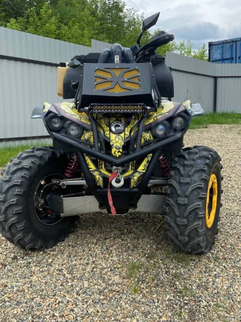 BRP Can-Am Renegade 800. ,  \,   