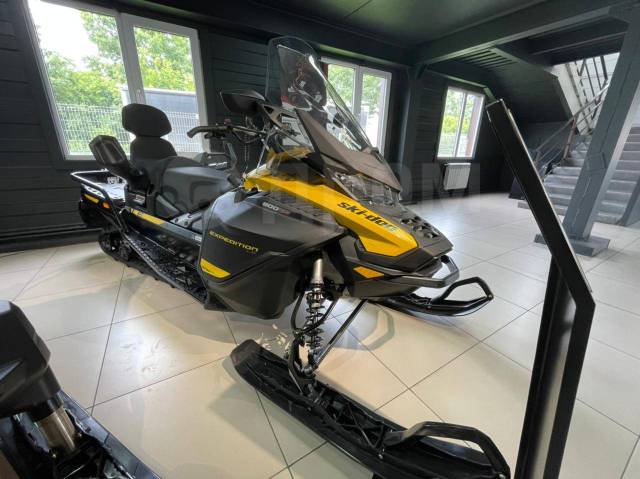 BRP Ski-Doo Expedition LE. ,  ,   