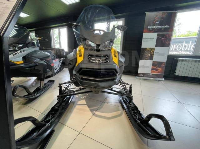 BRP Ski-Doo Expedition LE. ,  ,   