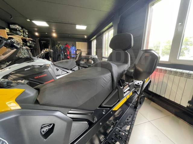 BRP Ski-Doo Expedition LE. ,  ,   