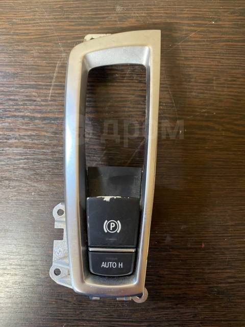 кнопка ручного тормоза bmw 5-series gran turismo 2010 f07, n55b30 - Главное фото