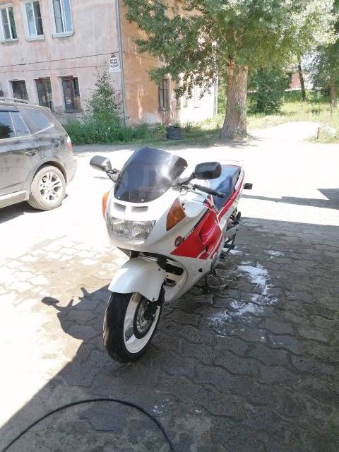 Honda CBR 1000F Hurricane. 1 000. ., , ,   