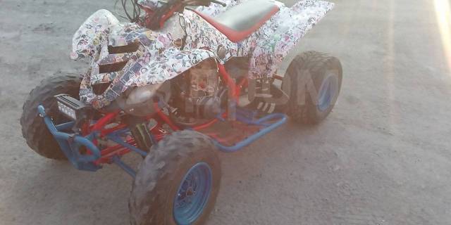 Yamaha Raptor 660. ,  \,   