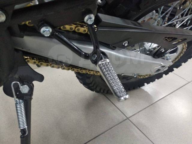 Как снять сиденье на регулмото спорт 003 Regulmoto ZF-KY 250 Sport-003, 2022, 250 куб. см. 4х тактный, без пробега, испра