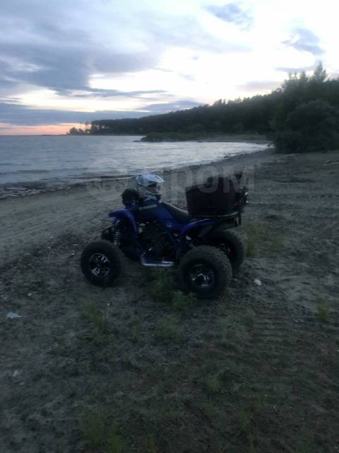 Yamaha Raptor 660. ,  \,   