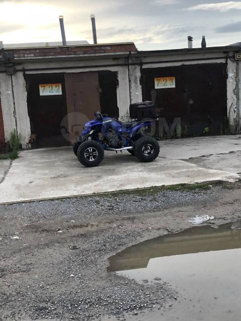 Yamaha Raptor 660. ,  \,   