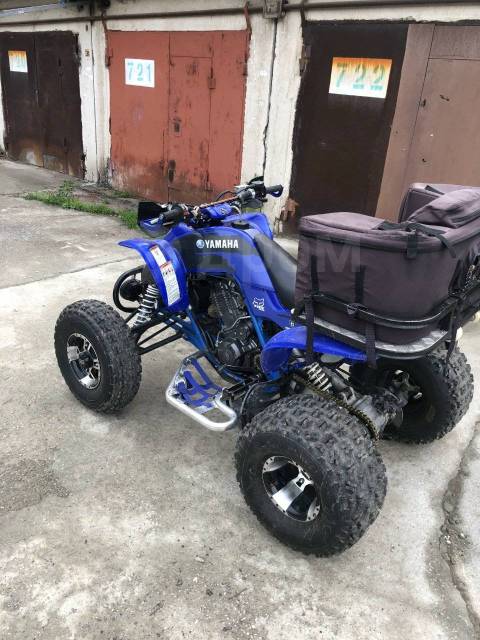 Yamaha Raptor 660. ,  \,   