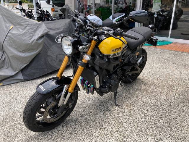 Yamaha XSR900. 850. ., , ,  .     