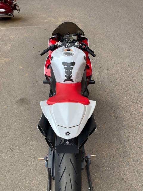 Yamaha R1. 1 000. ., , ,   