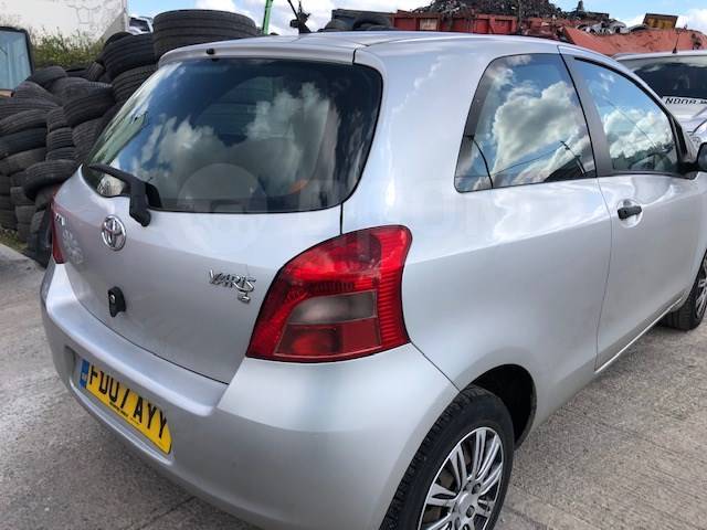 Toyota Yaris 2005 2011