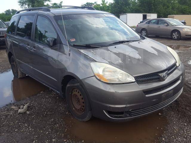 Toyota Sienna 2 2003