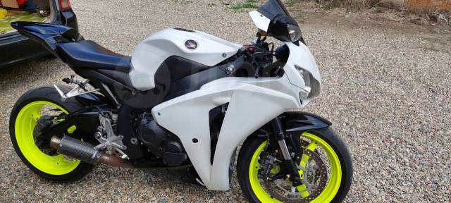 Honda CBR 1000RR Fireblade. 998. ., , ,   