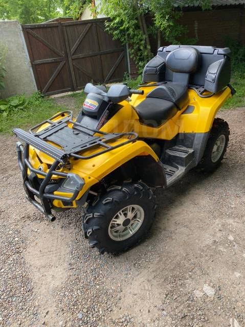 BRP Can-Am Outlander Max 800 XT. ,  \,   