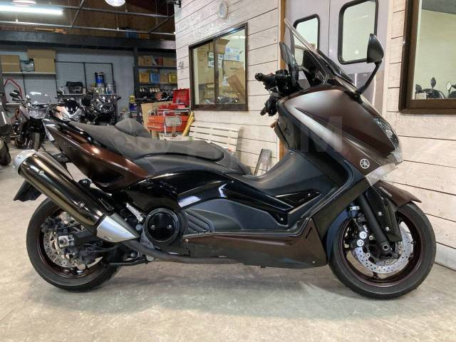 Yamaha Tmax. , ,  .     