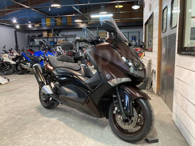 Yamaha Tmax. , ,  .     