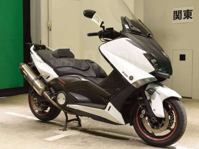 Yamaha Tmax. , ,  .     