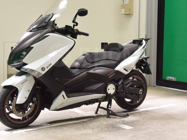 Yamaha Tmax. , ,  .     