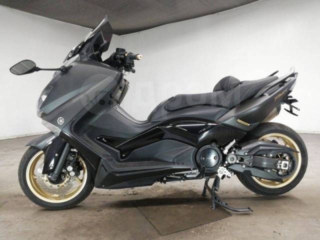 Yamaha Tmax. , ,  .     