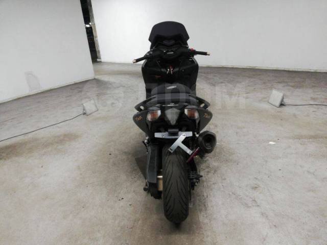 Yamaha Tmax. , ,  .     