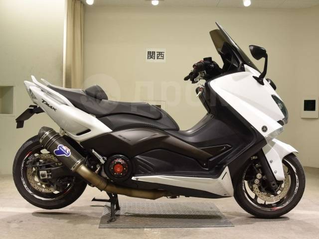 Yamaha Tmax. , ,  .     