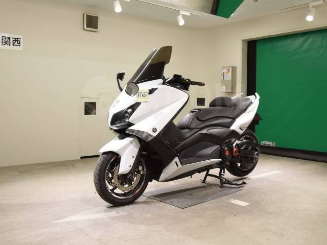 Yamaha Tmax. , ,  .     