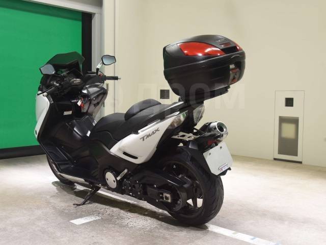 Yamaha Tmax. , ,  .     