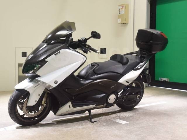 Yamaha Tmax. , ,  .     