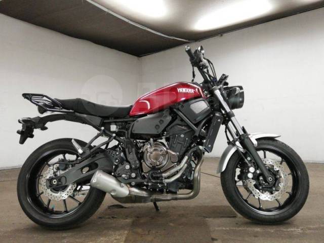 Yamaha XSR700. , ,  .     