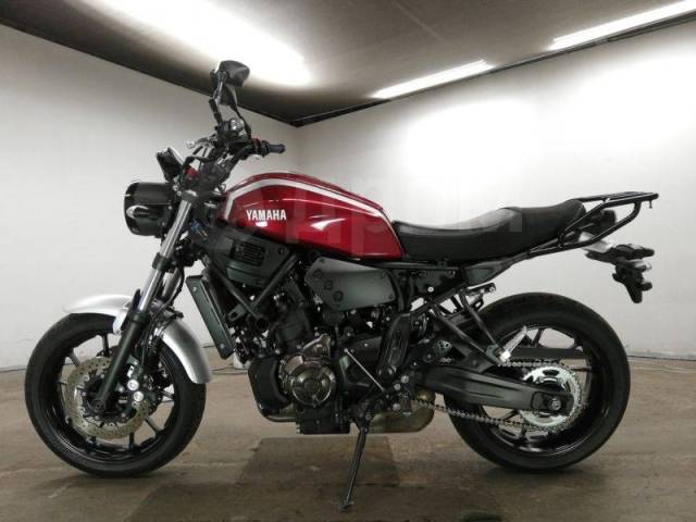 Yamaha XSR700. , ,  .     