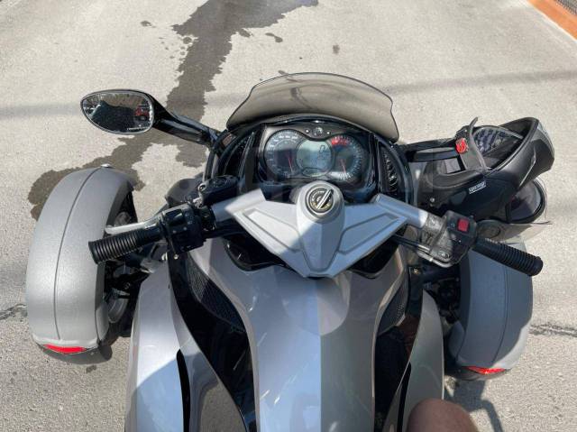 BRP Can-Am Spyder Roadster GS. , ,   