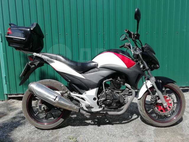 Suzuki VZ 400 Desperado. , ,   