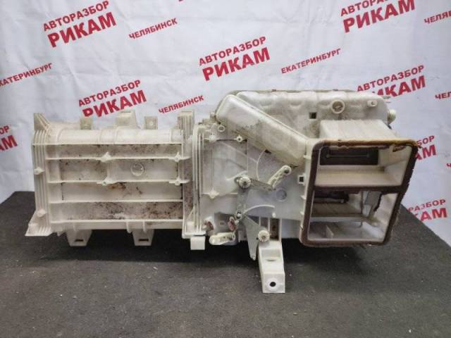 Купить Корпус печки Mitsubishi Canter FE62EE 4M51 в Екатеринбурге по ...