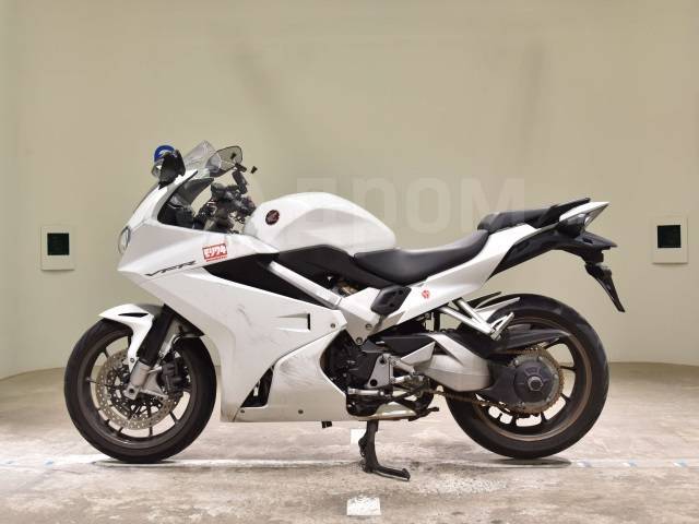 Honda VFR 800F. 800. ., , ,  .     