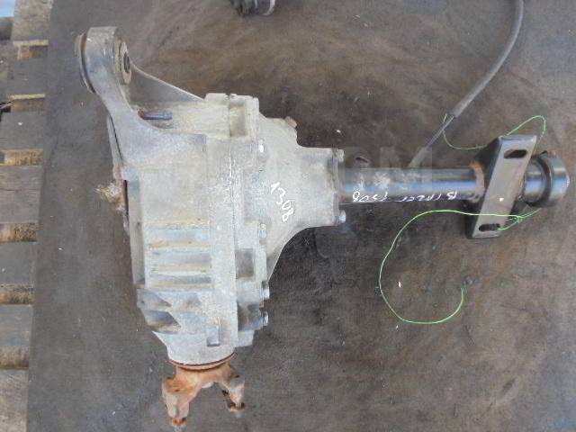 Редуктор передний шевроле блейзер 4. 3. Блейзер передний мост. Передний мост шевроле блейзер. Передний мост шевроле блазер.