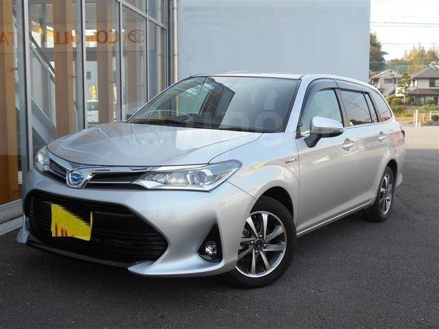 Toyota Corolla Axio 2015 гибрид