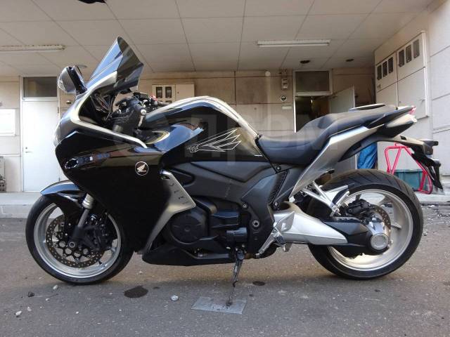 Honda VFR 1200F. 1 200. ., , ,  .     