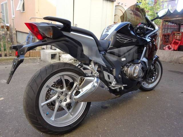 Honda VFR 1200F. 1 200. ., , ,  .     