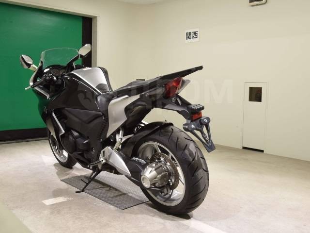 Honda VFR 1200F. 1 200. ., , ,  .     