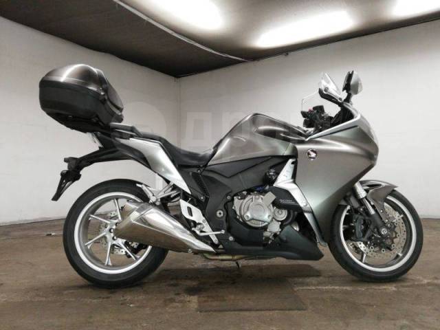 Honda VFR 1200F. 1 200. ., , ,  .     