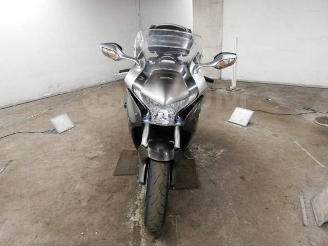 Honda VFR 1200F. 1 200. ., , ,  .     