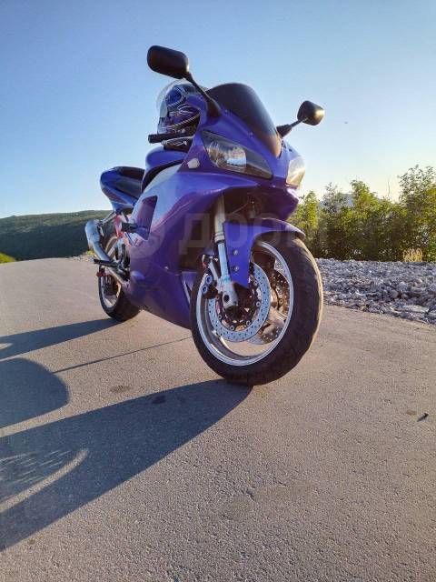 Yamaha R1. 1 000. ., , ,   