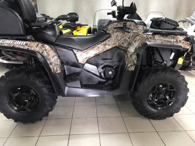 BRP Can-Am Outlander Max 800 XT. ,  \,   