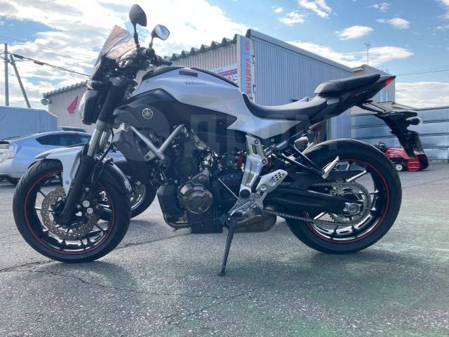 Yamaha MT-07. 700. ., , ,  .     