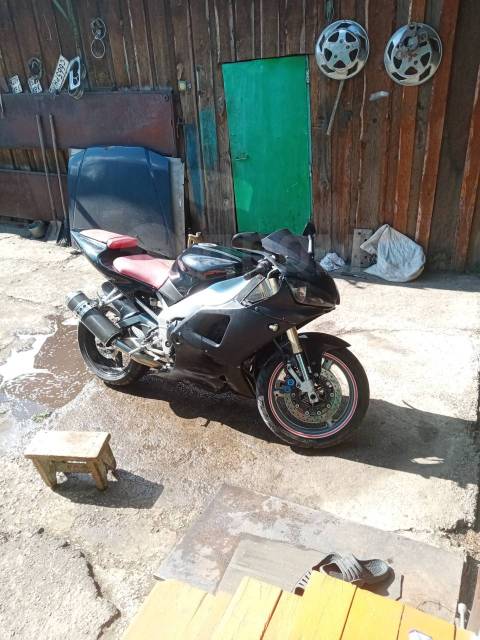 Yamaha R1. 1 000. ., ,  