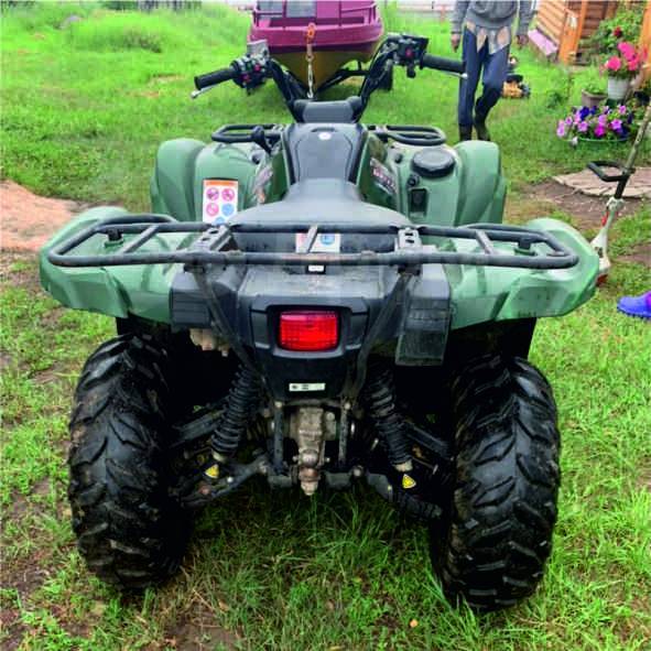 Yamaha Grizzly 550. ,  \,   