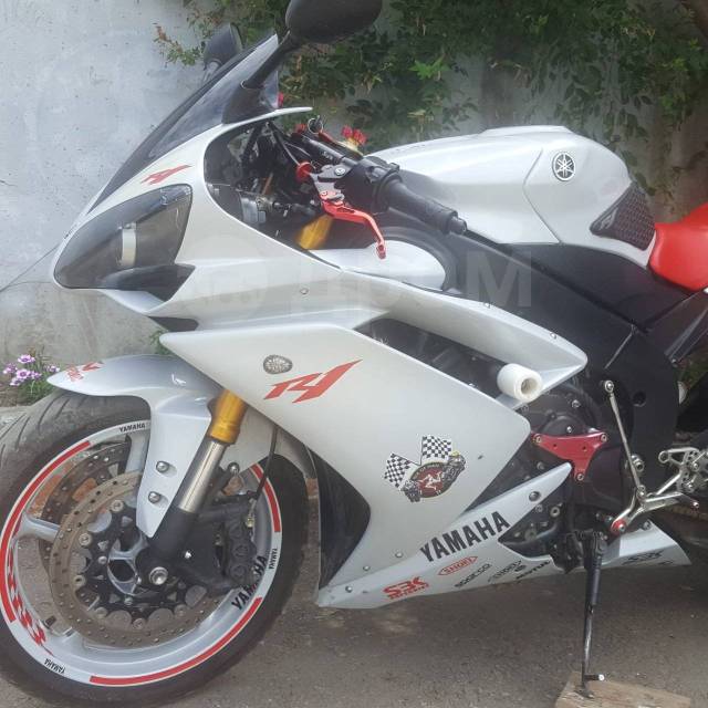 Yamaha R1. 999. ., , ,   